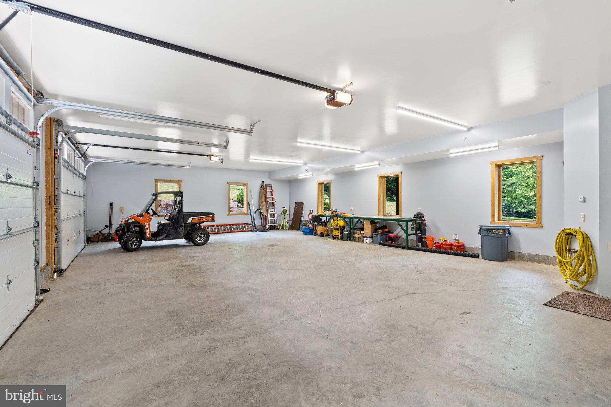 12904 Sagle Road Purcellville, VA 20132 - Photo 91 of 135 Garage Envy