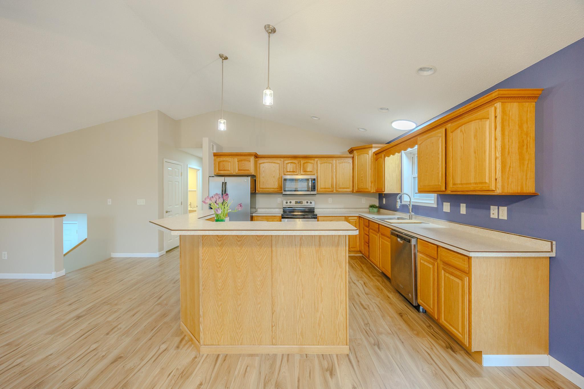 1336 Rodeo Drive Bemidji, MN 56601 - Photo 7 of 65