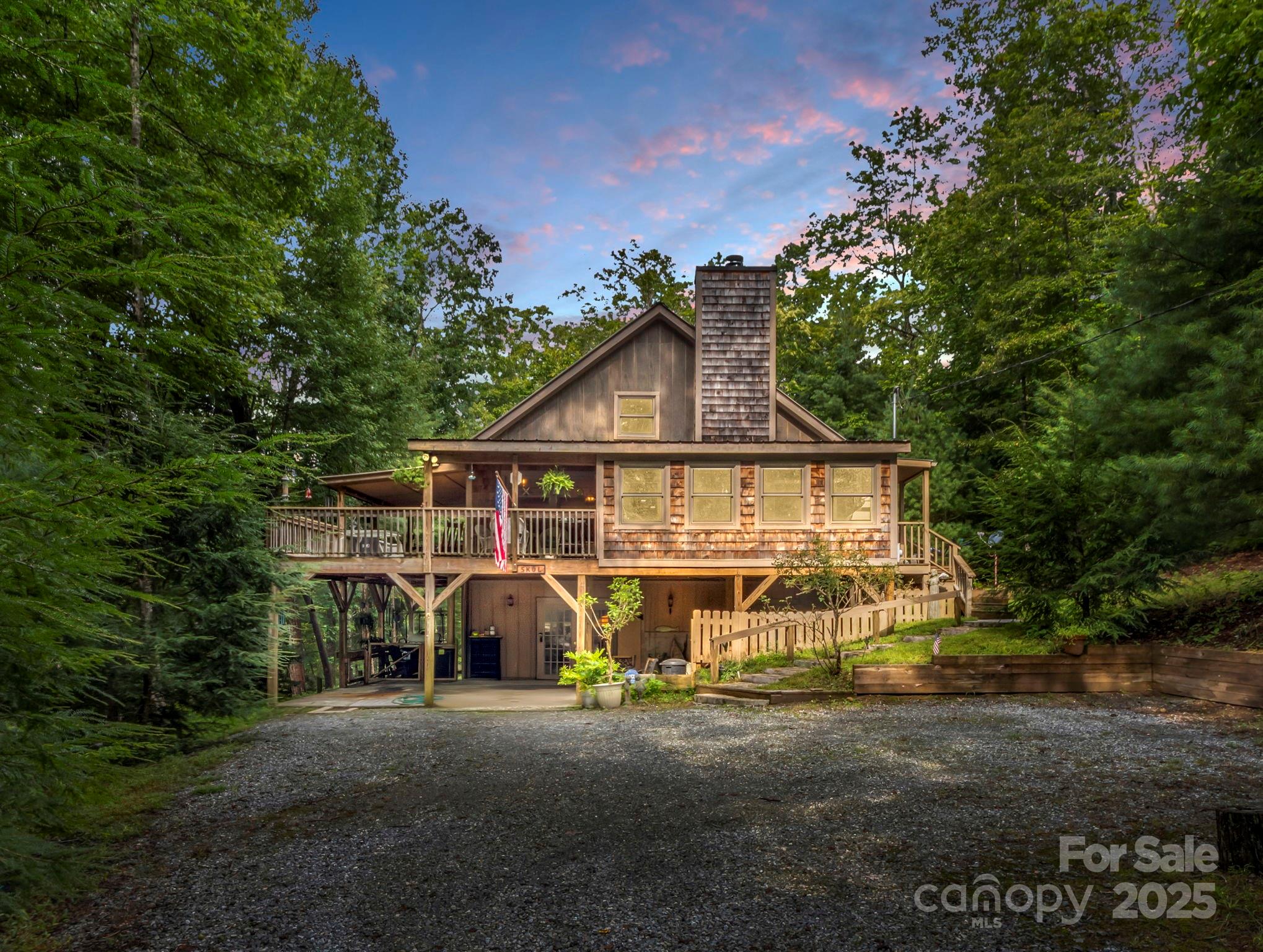 656 Cardinal Road Brevard, NC 28712 - Photo 1 of 37 Gallery Image 1