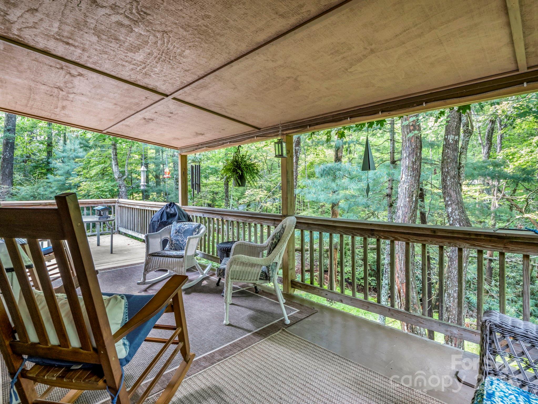 656 Cardinal Road Brevard, NC 28712 - Photo 15 of 37 Gallery Image 15