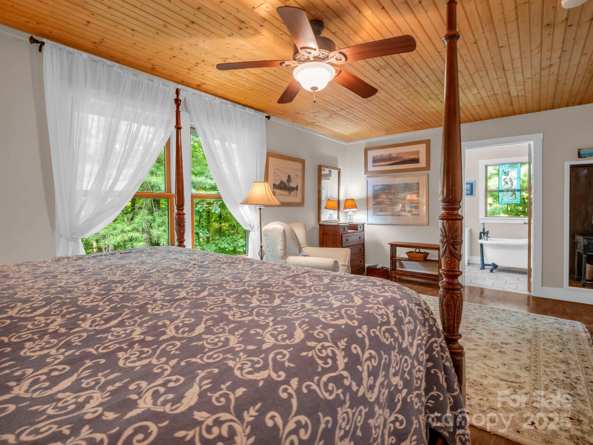 656 Cardinal Road Brevard, NC 28712 - Photo 19 of 37 Gallery Image 19