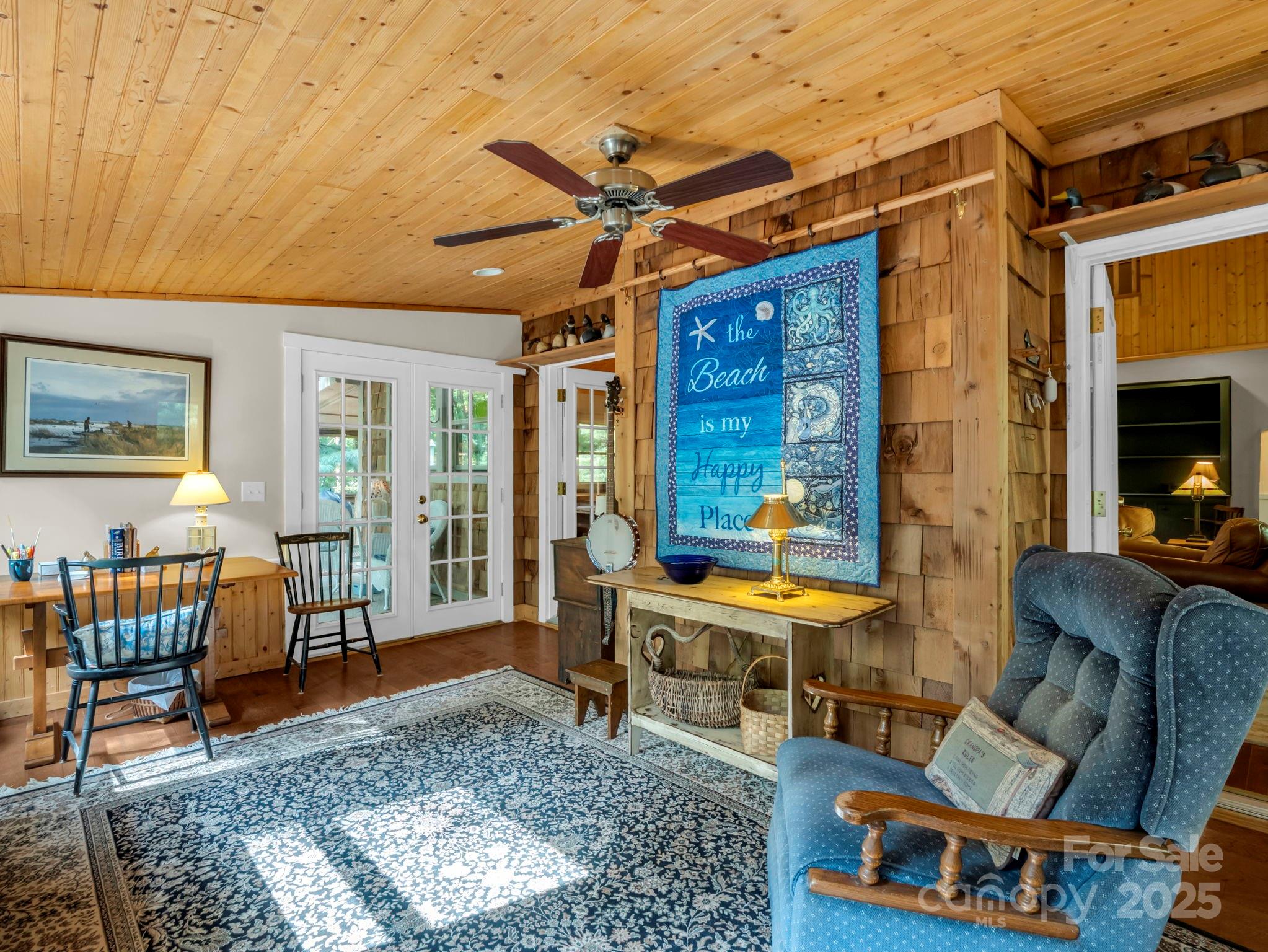 656 Cardinal Road Brevard, NC 28712 - Photo 6 of 37 Gallery Image 6