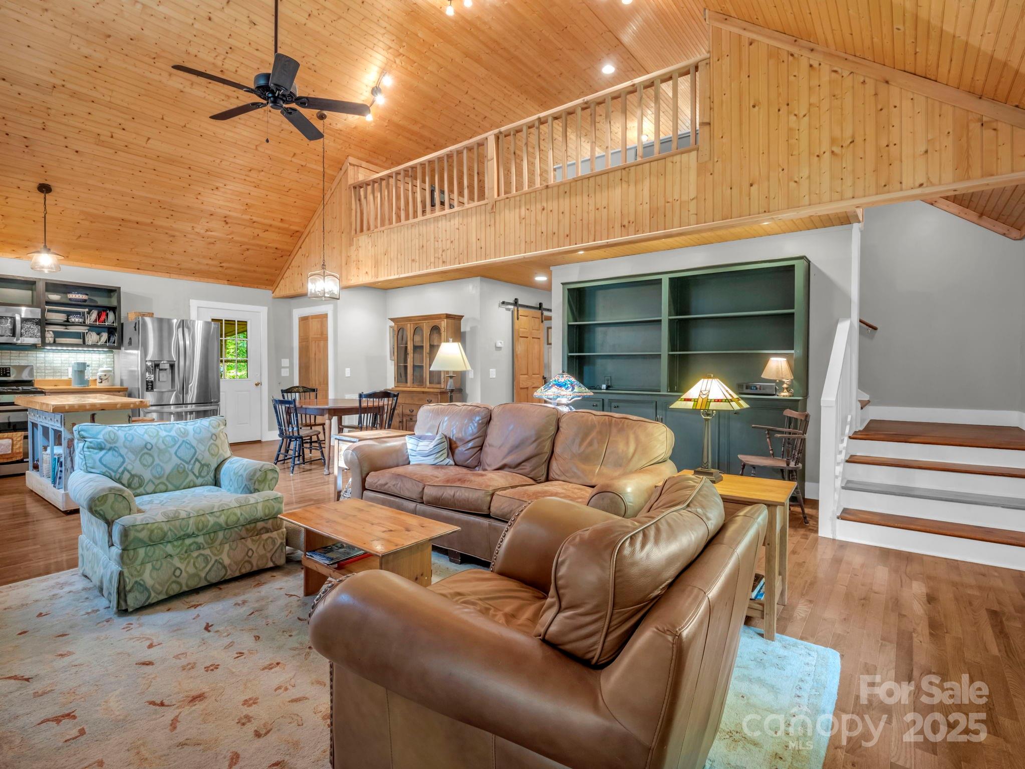 656 Cardinal Road Brevard, NC 28712 - Photo 9 of 37 Gallery Image 9