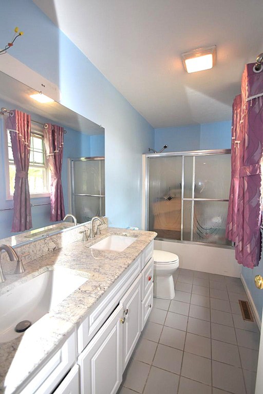 55 Wilmarth Road Randolph, MA 02368 - Photo 13 of 18 Gallery Image 13
