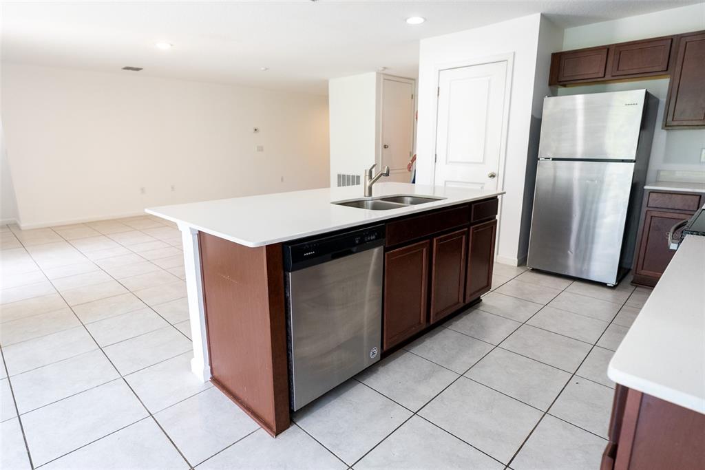1333 Lucerne Loop Road Northeast Winter Haven, FL 33881 - Photo 10 of 34 Gallery Image 10