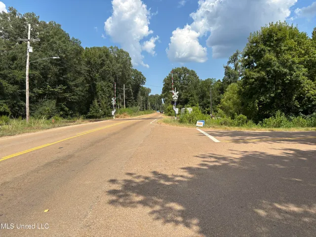 $695,000 | West County Line Road, Jackson, MS 39209