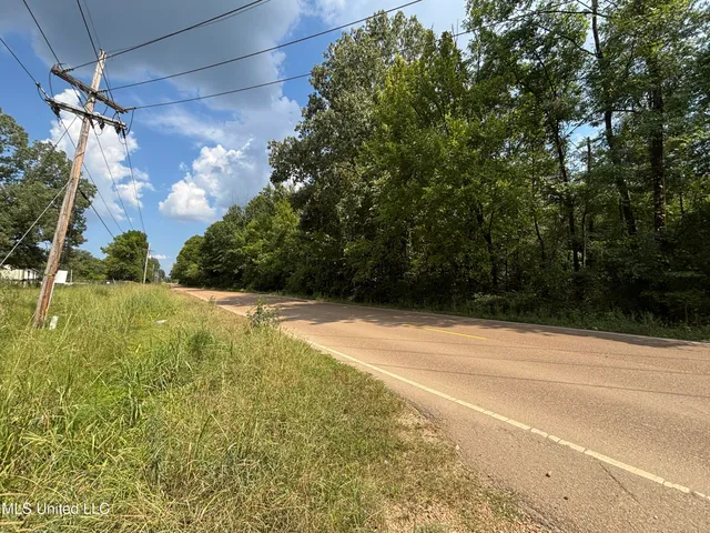 $695,000 | West County Line Road, Jackson, MS 39209