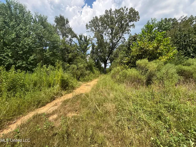 $695,000 | West County Line Road, Jackson, MS 39209