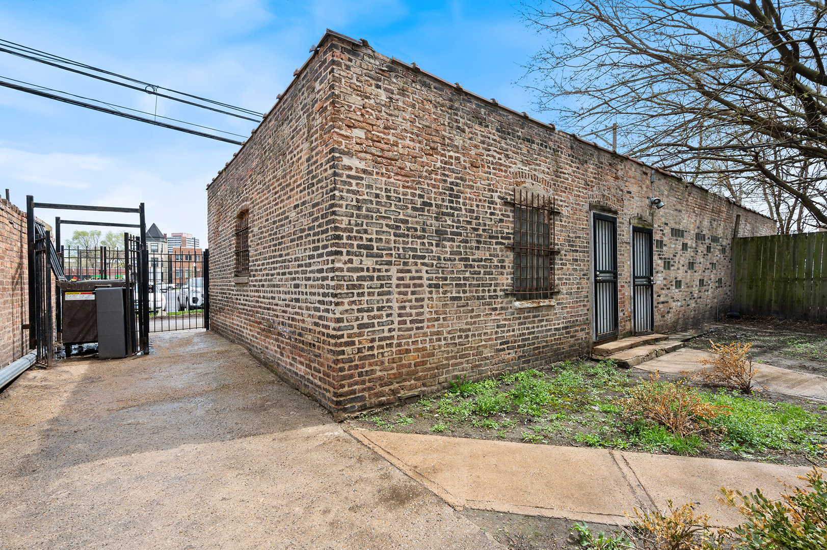 Undisclosed Address Chicago, IL 60653 - Photo 17 of 17