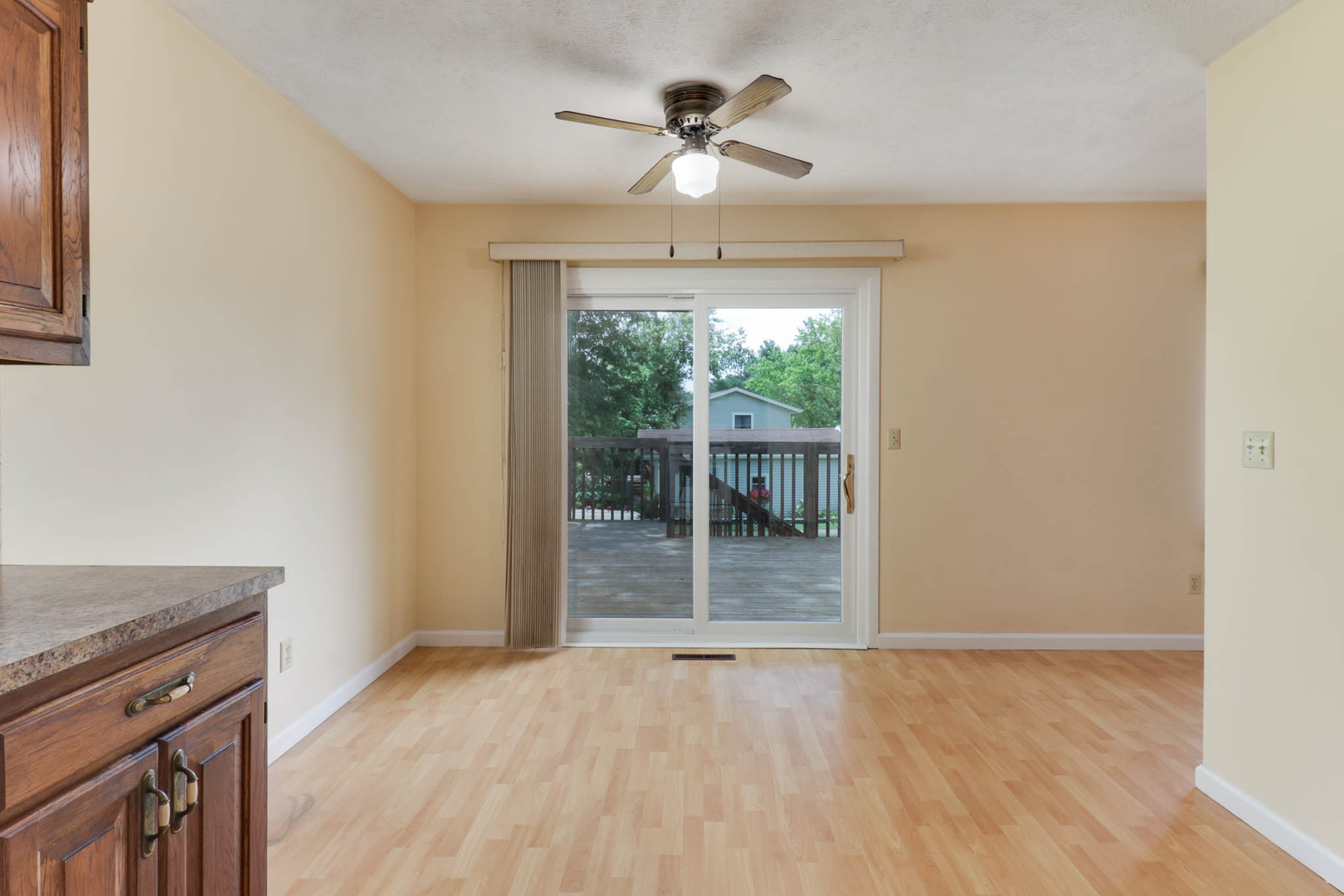 1402 North Hershey Road Bloomington, IL 61704 - Photo 12 of 43
