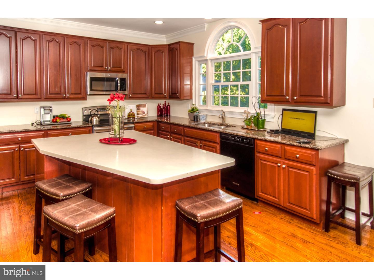 355 Ridge Avenue Newtown, PA 18940 - Photo 11 of 25 Gallery Image 11