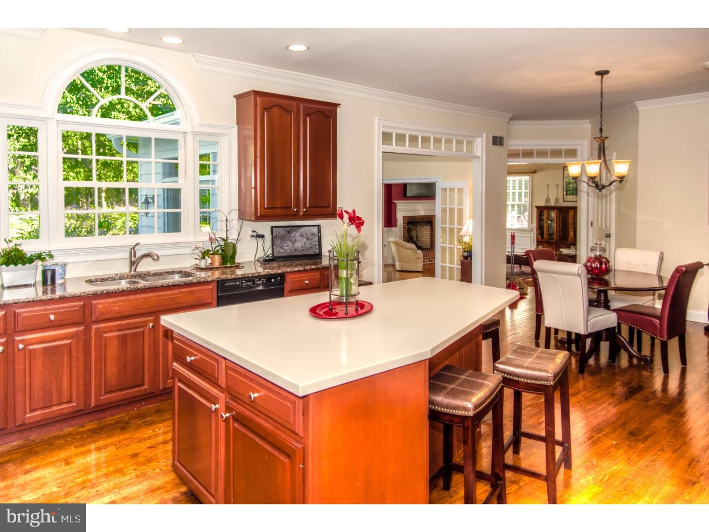 355 Ridge Avenue Newtown, PA 18940 - Photo 10 of 25 Gallery Image 10