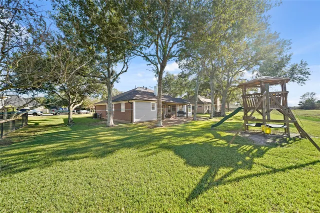 $335,000 | 14210 Cally Circle, Needville, TX 77461