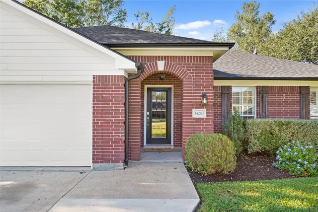 $335,000 | 14210 Cally Circle, Needville, TX 77461