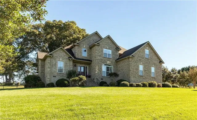 $719,950 | 5402 Effieham Street, Oak Ridge, NC 27310