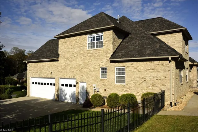 $719,950 | 5402 Effieham Street, Oak Ridge, NC 27310