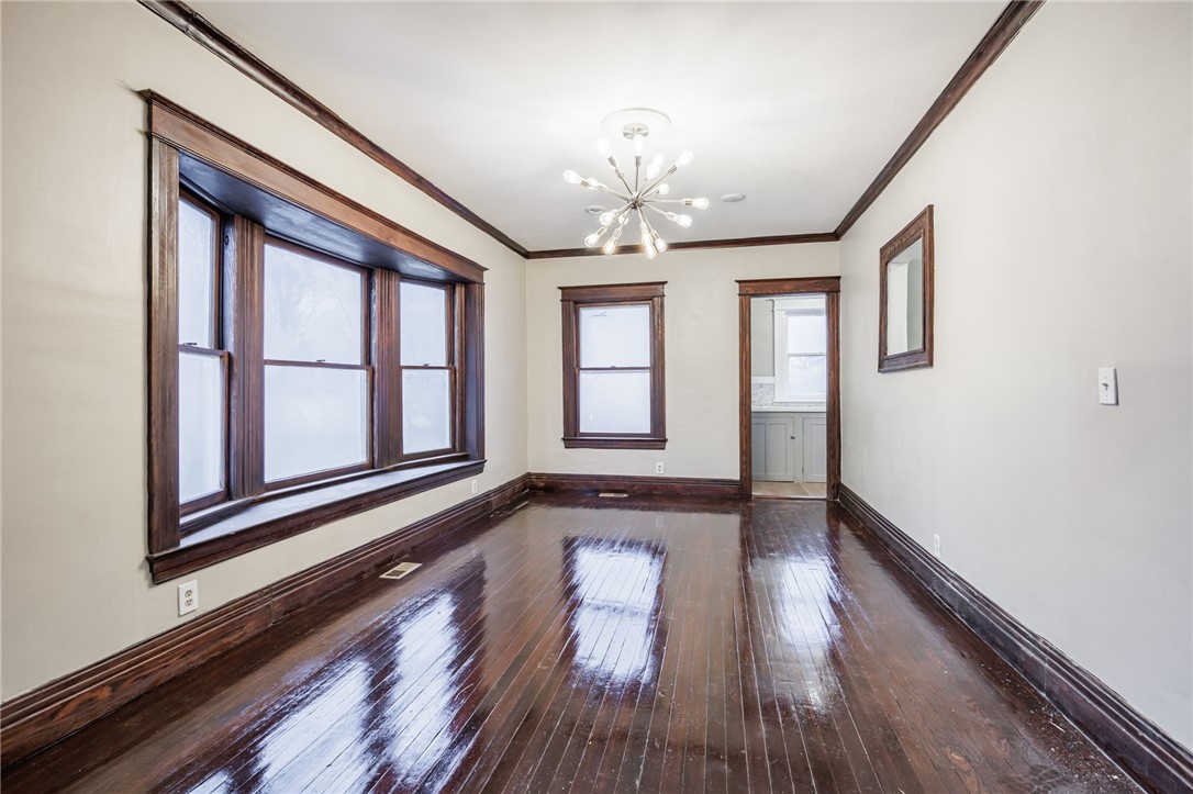 436 Birr Street Rochester, NY 14613 - Photo 14 of 30 Dinning