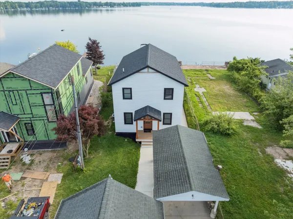 $1,399,000 | 9098 Dexter-Pinckney Road, Pinckney, MI 48169