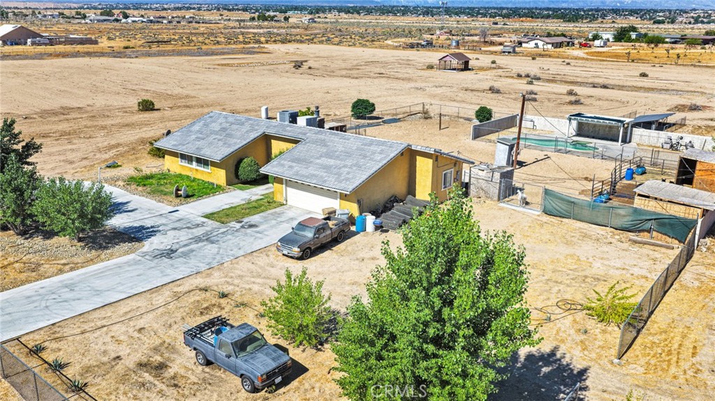 10080 Deep Creek Road Apple Valley, CA 92308 - Photo 10 of 55