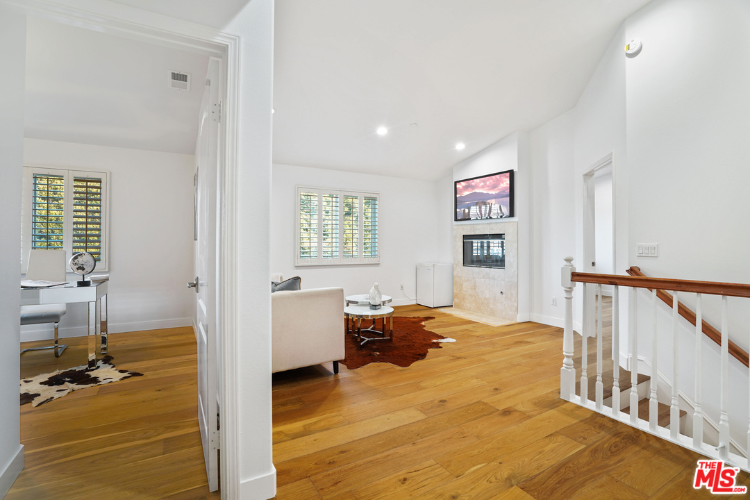 2222 Rockefeller Lane, Unit B Redondo Beach, CA 90278 - Photo 11 of 21