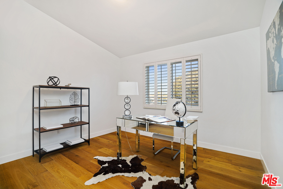 2222 Rockefeller Lane, Unit B Redondo Beach, CA 90278 - Photo 12 of 21