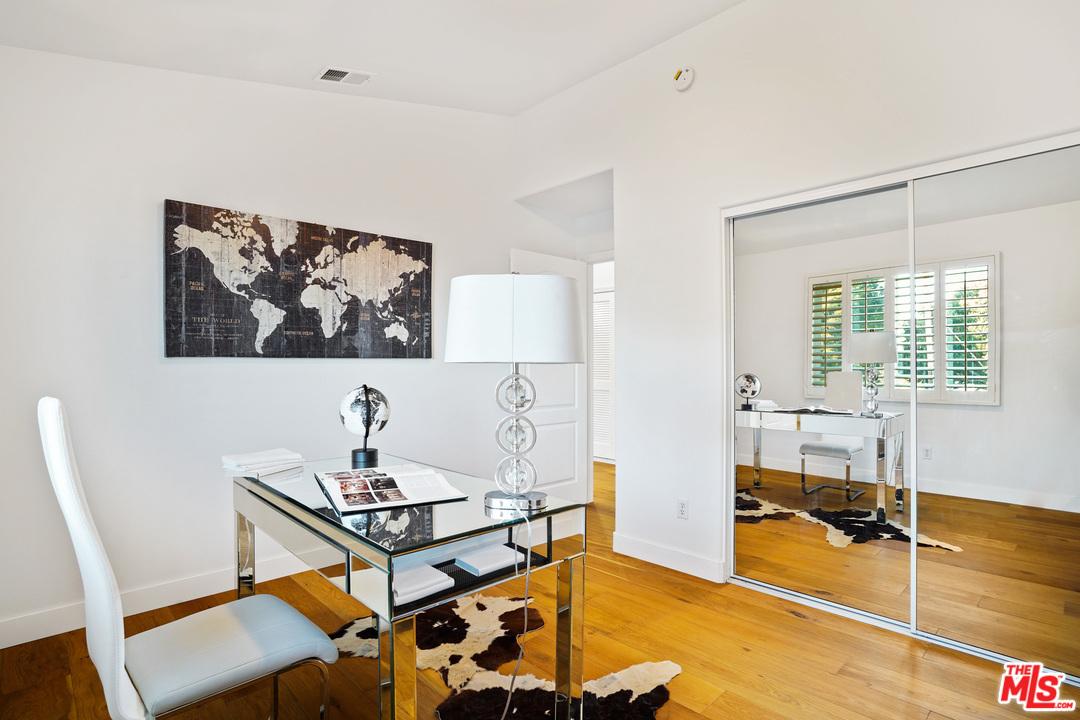2222 Rockefeller Lane, Unit B Redondo Beach, CA 90278 - Photo 13 of 21