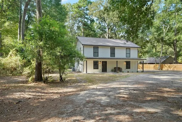 $355,000 | 287 Blue Lake Drive, Huffman, TX 77336