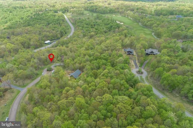 $69,900 | 93 Black Diamond Court, McHenry, MD 21541