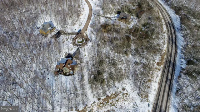 $69,900 | 93 Black Diamond Court, McHenry, MD 21541