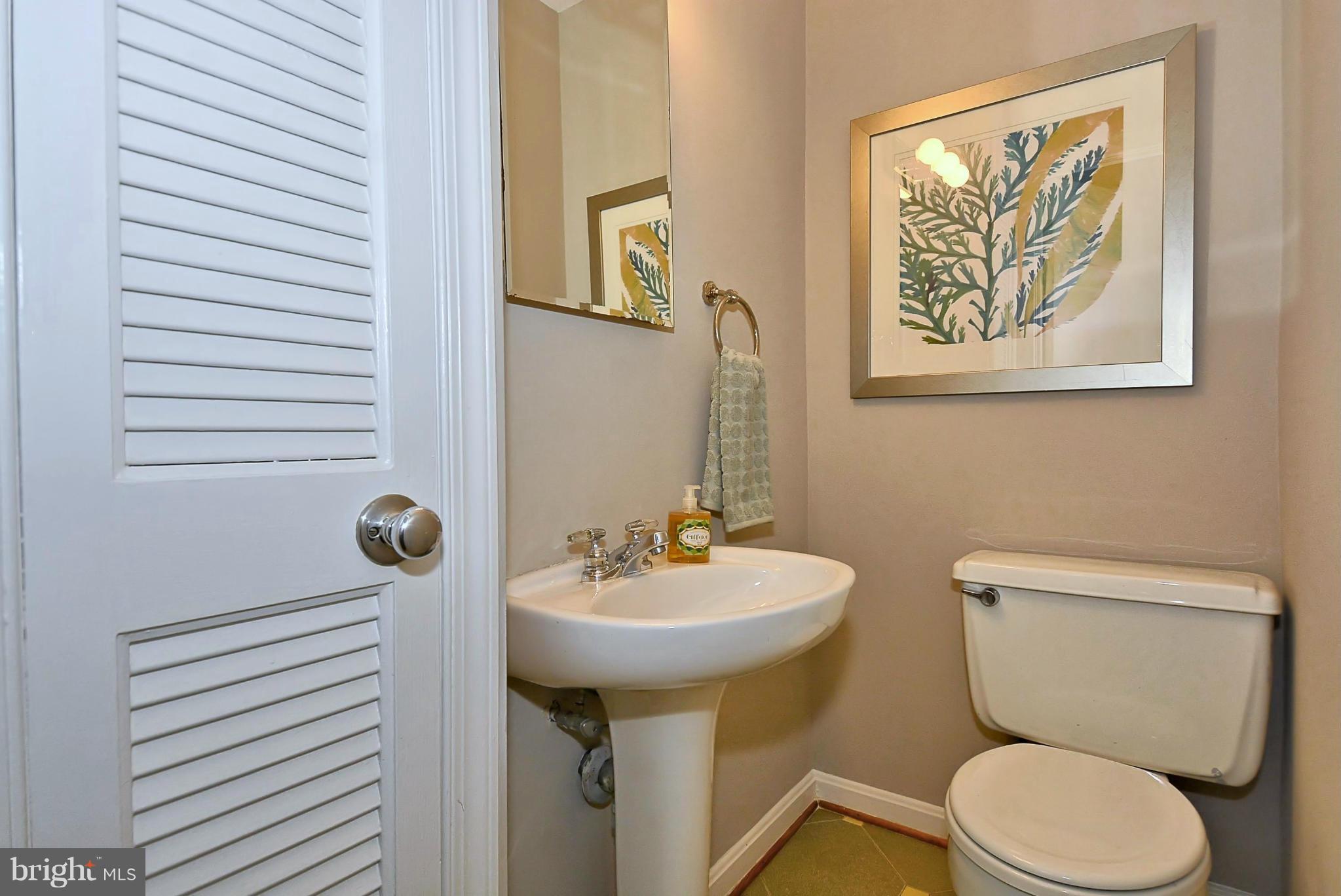 3711 Reno Road Northwest Washington, DC 20008 - Photo 12 of 29 Main Level Powder Room