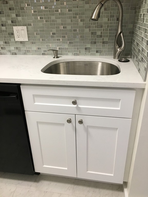 33 Pond Avenue, Unit 722 Brookline, MA 02445 - Photo 5 of 26