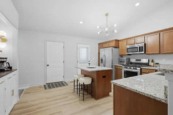 $390,000 | 6234 Mississippi Avenue, Davenport, IA 52807