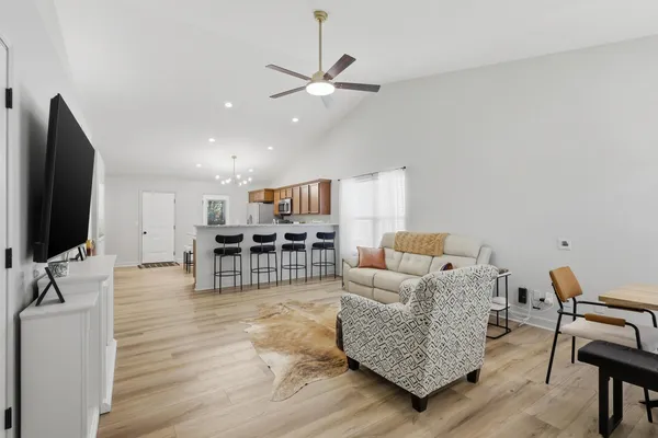 $390,000 | 6234 Mississippi Avenue, Davenport, IA 52807