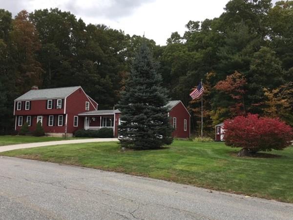 135 Heather Road Dracut, MA 01826 - Photo 3 of 26 Gallery Image 3