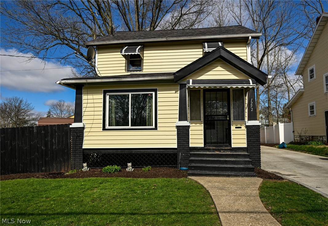 1292 Diagonal Road Akron, OH 44320 - Photo 2 of 49 Gallery Image 2