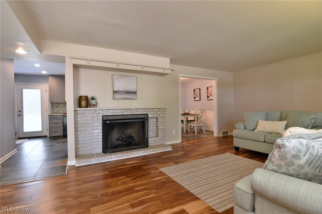 22176 Rye Road Beachwood, OH 44122 - Photo 4 of 33 Gallery Image 4