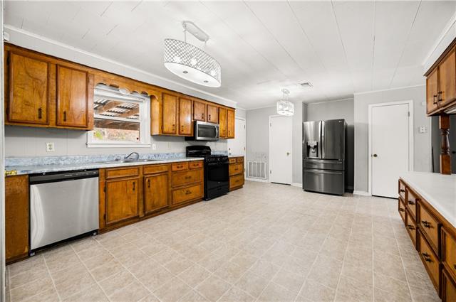 1022 2nd Street Dry Prong, LA 71423 - Photo 11 of 28