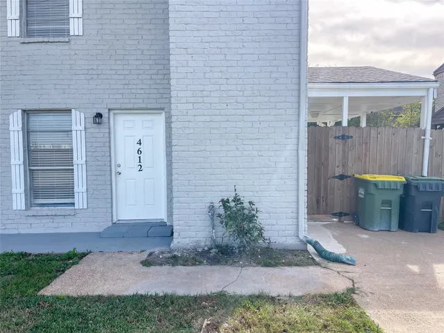 $1,600 | 4612 West Orange Street, Pearland, TX 77581