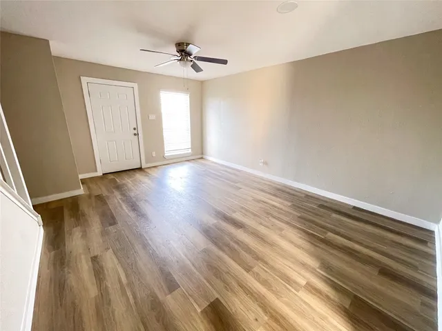 $1,600 | 4612 West Orange Street, Pearland, TX 77581