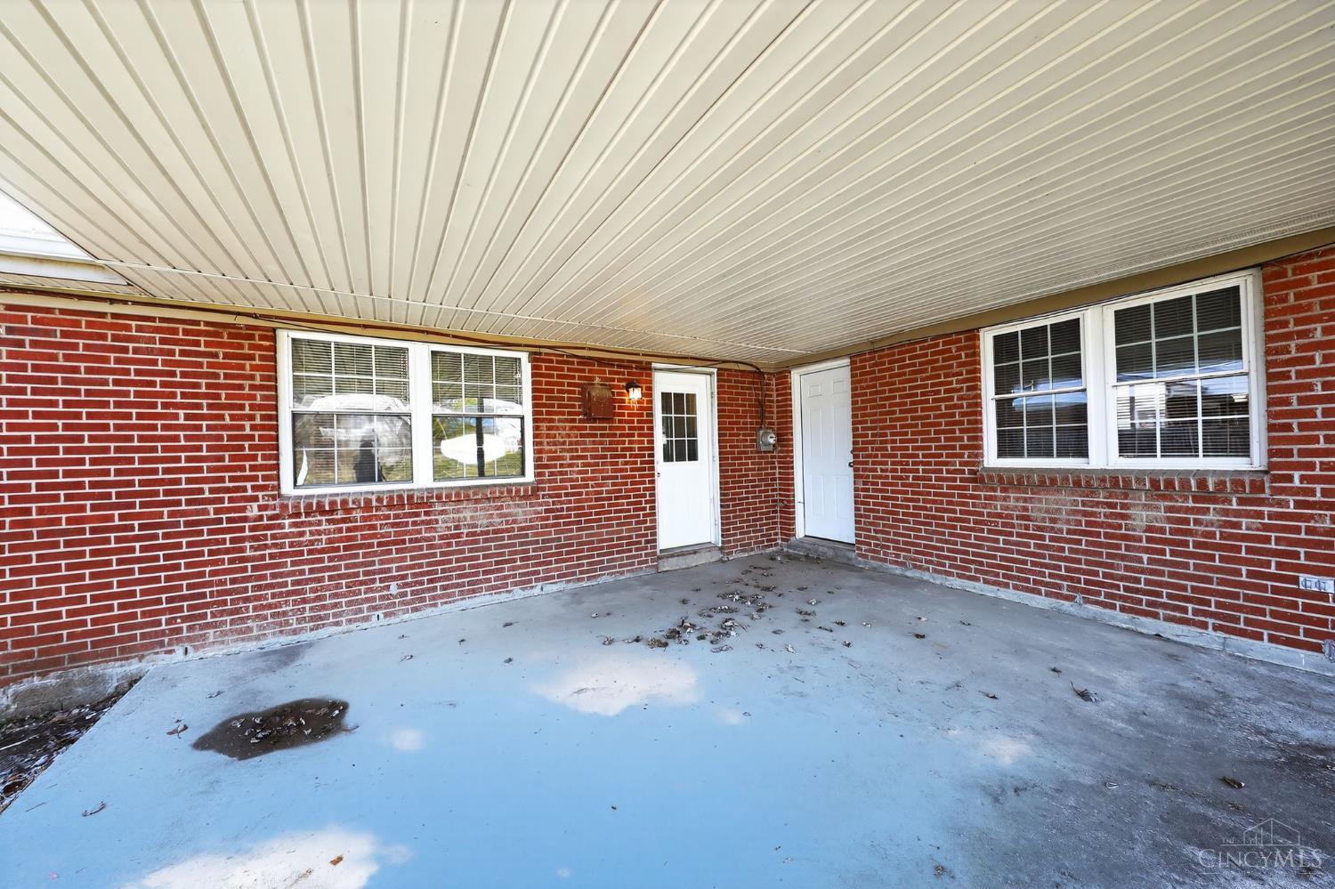 1854 Windmill Way Cincinnati, OH 45240 - Photo 29 of 33