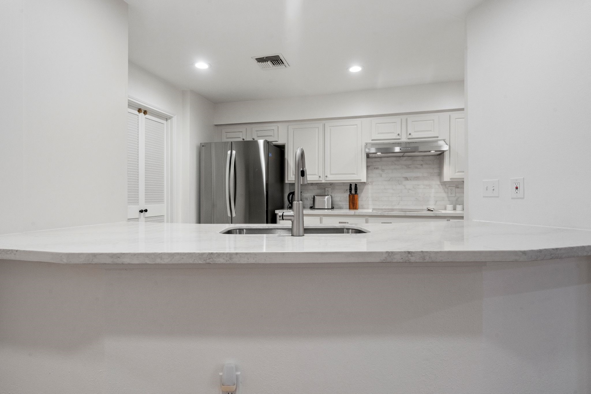 727 Bunker Hill Road, Unit 15 Houston, TX 77024 - Photo 11 of 45