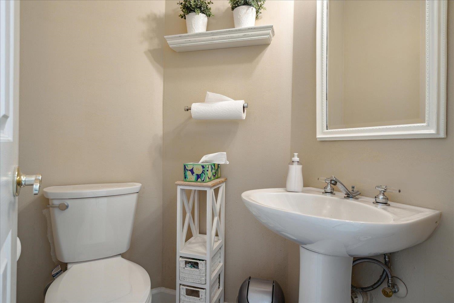 8450 Thor Road Memphis, TN 38018 - Photo 16 of 32 Bathroom with toilet