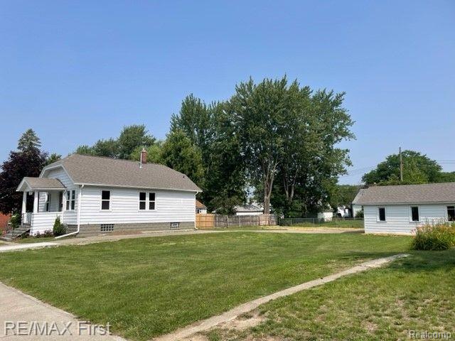 7271 Stephens Road Center Line, MI 48015 - Photo 5 of 16 Gallery Image 5