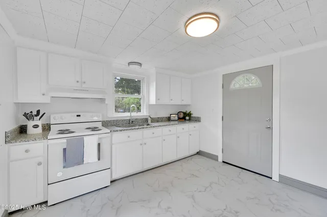 $259,900 | 4204 North Lee Street, Ayden, NC 28513