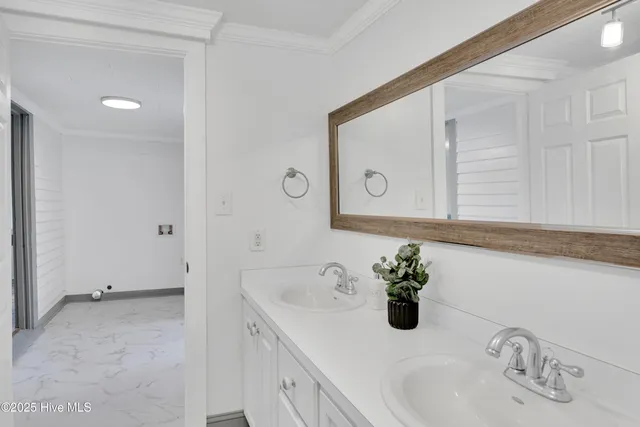 $259,900 | 4204 North Lee Street, Ayden, NC 28513