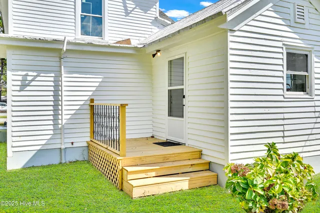 $259,900 | 4204 North Lee Street, Ayden, NC 28513