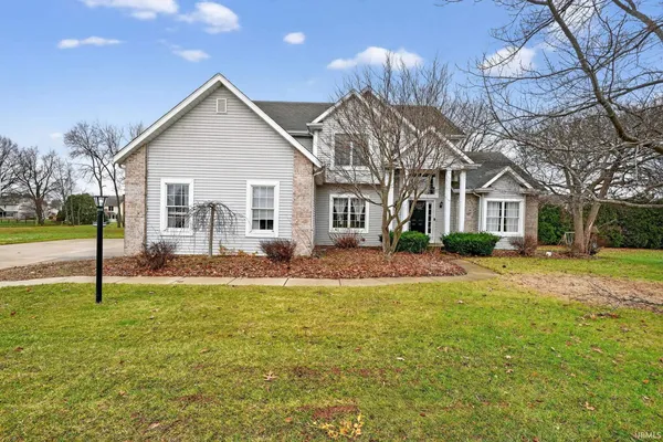 $525,000 | 50619 Lakeside Drive, Granger, IN 46530