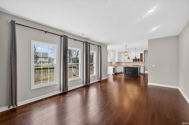 $555,000 | 50619 Lakeside Drive, Granger, IN 46530