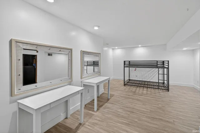 $555,000 | 50619 Lakeside Drive, Granger, IN 46530