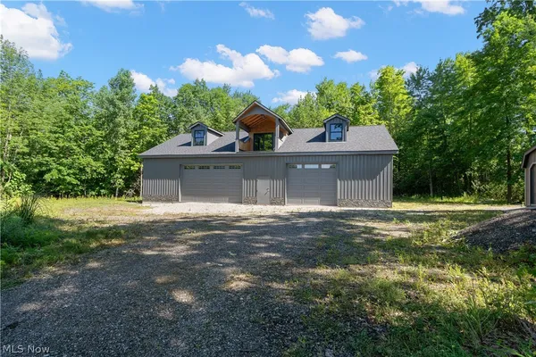 $549,000 | 16842 Milton Avenue, Lake Milton, OH 44429